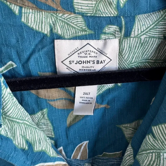Men's Hawaiian Button-Up Shirt - Teal Tropical Leaf Print, Size 2XLT - Picture 3 of 5